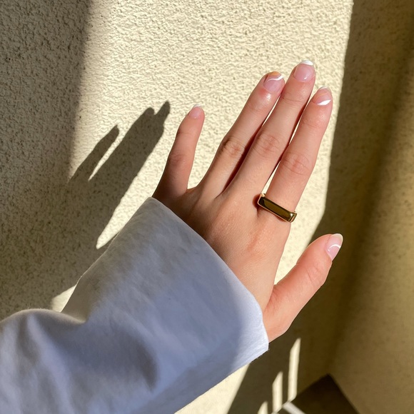 18K Gold Plated Minimalistic Bar Ring - Picture 9 of 9